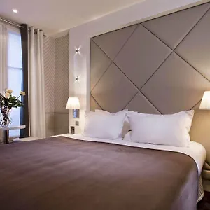 3* Otel Longchamp Elysees