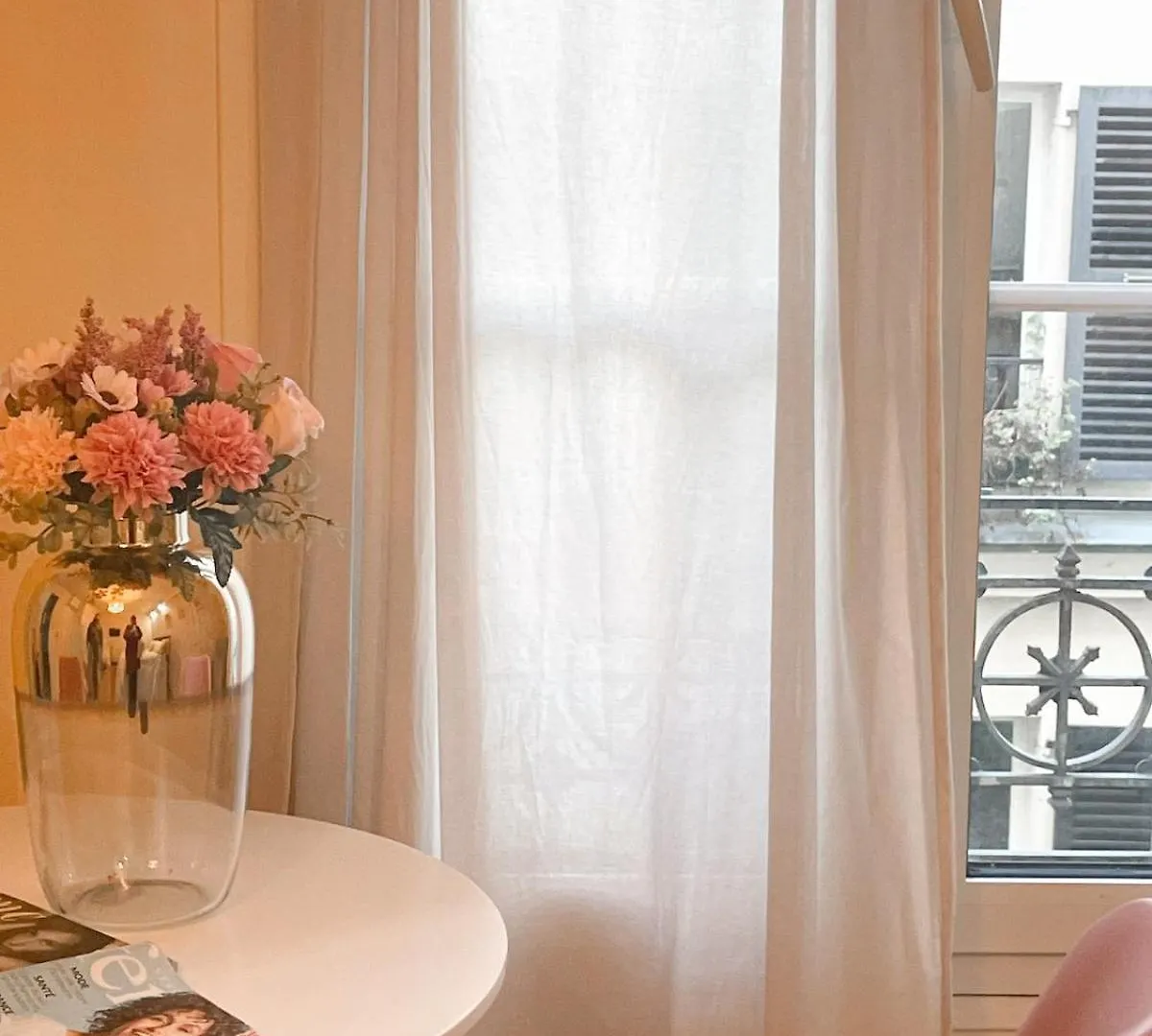 Petit Appartement Retro Francais Paris 10 Apartmán